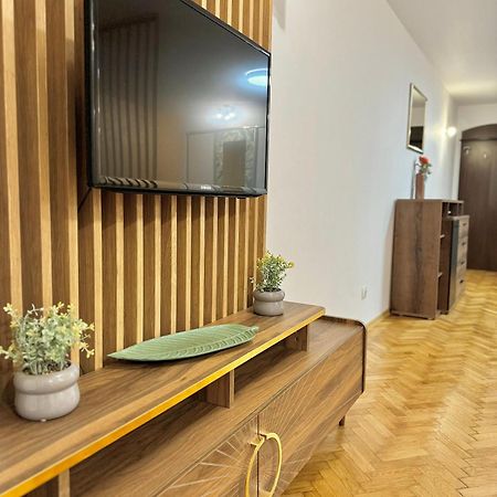 Blancris Studio Брашов Экстерьер фото